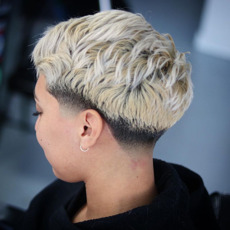 Coupe courte Pixie effilée