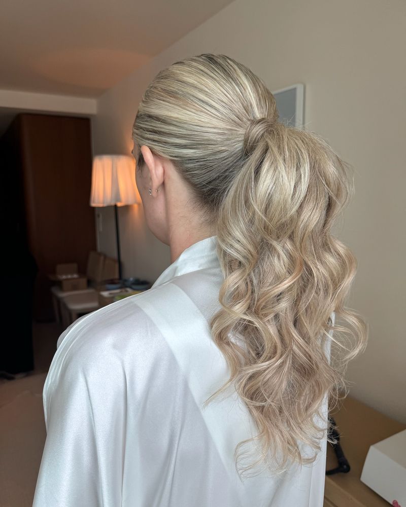 Textured Ponytail