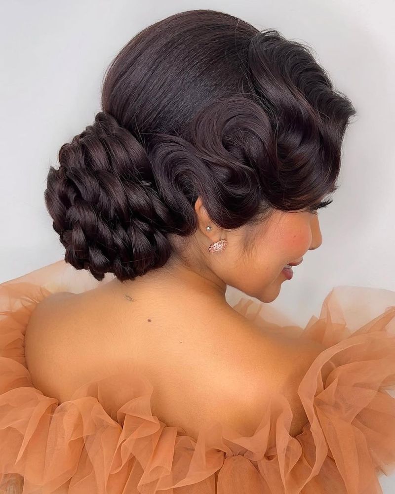 Vintage Roll Updo