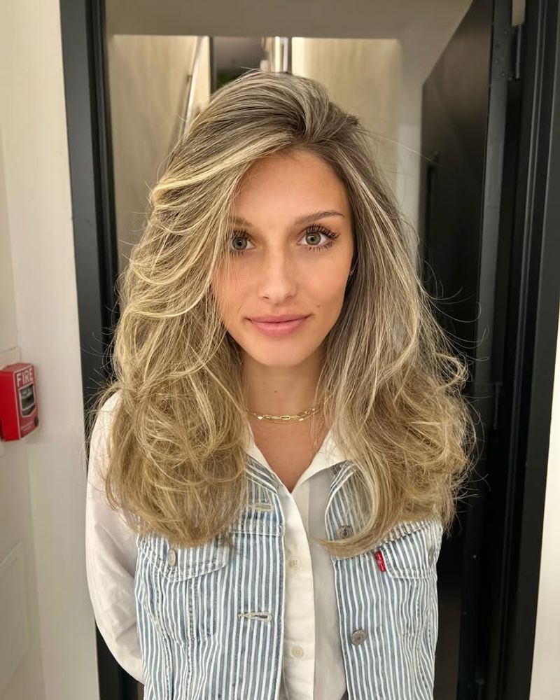 Side Part with Highlights