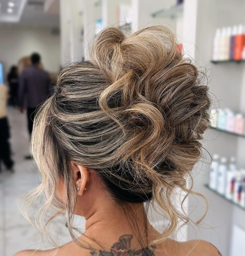 Updo voluminoso