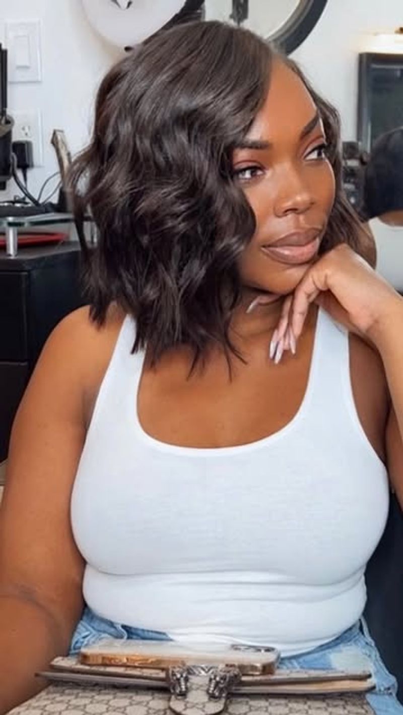 Side-Swept Bob Waves