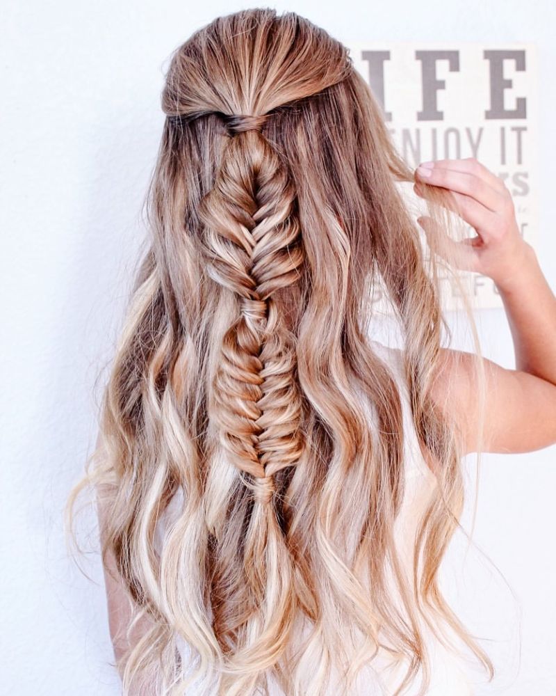 Half-Up Fishtail