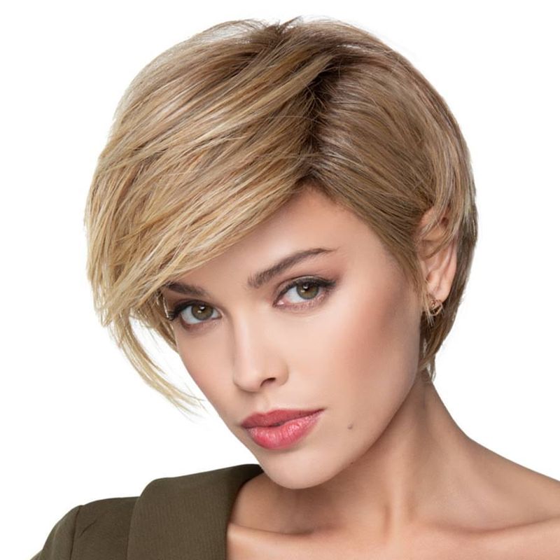 Feathered Side-Swept Cut