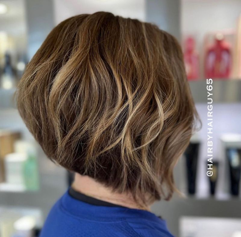 Inverted Bob with Waves