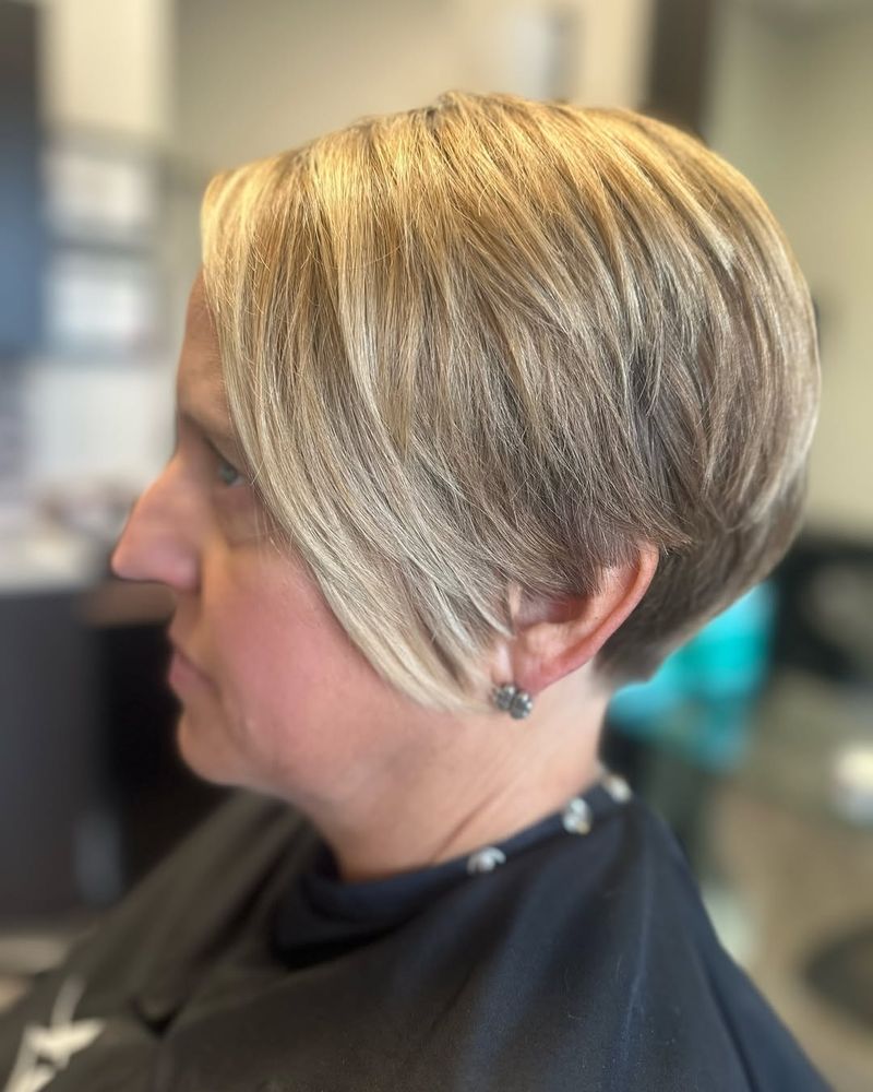 Inverted Bob with Tapered Ends