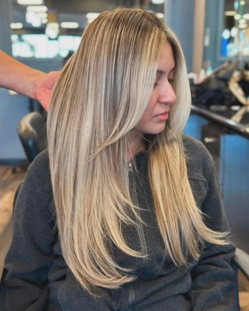 Layered Hair with Highlights