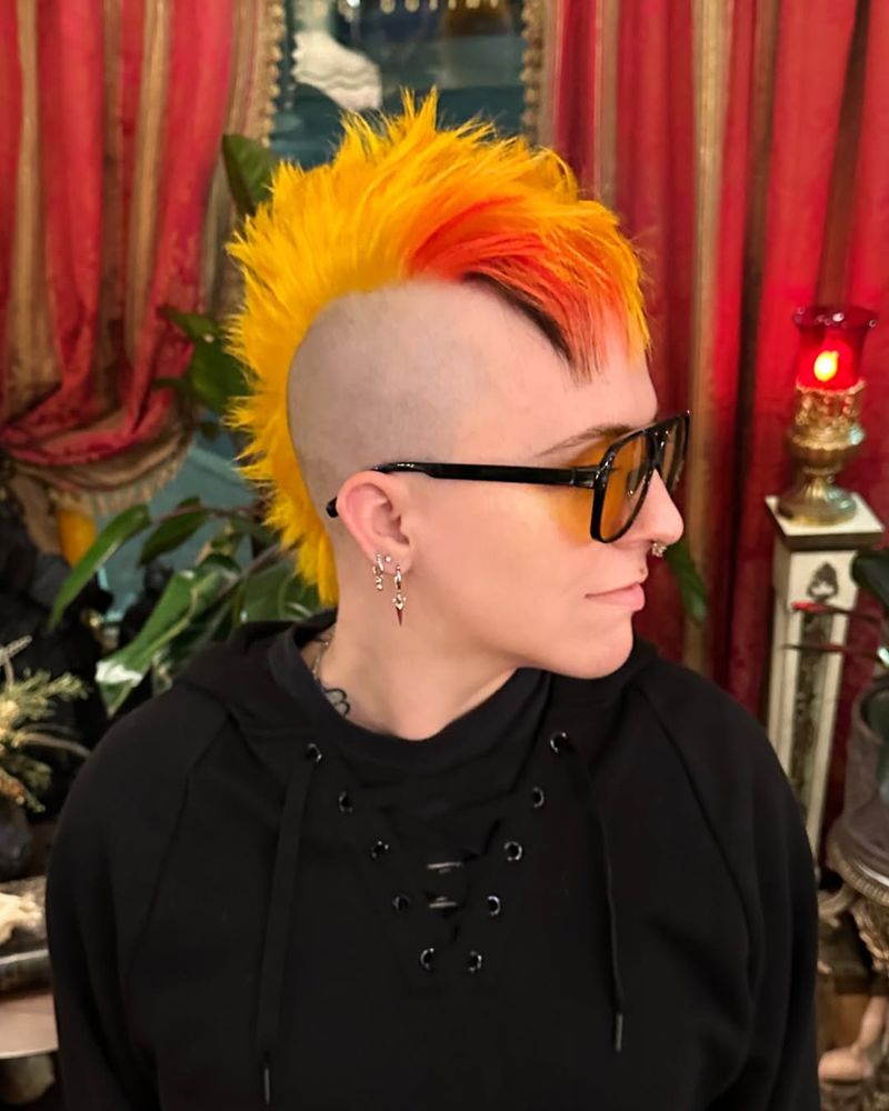 Mohawk a strati