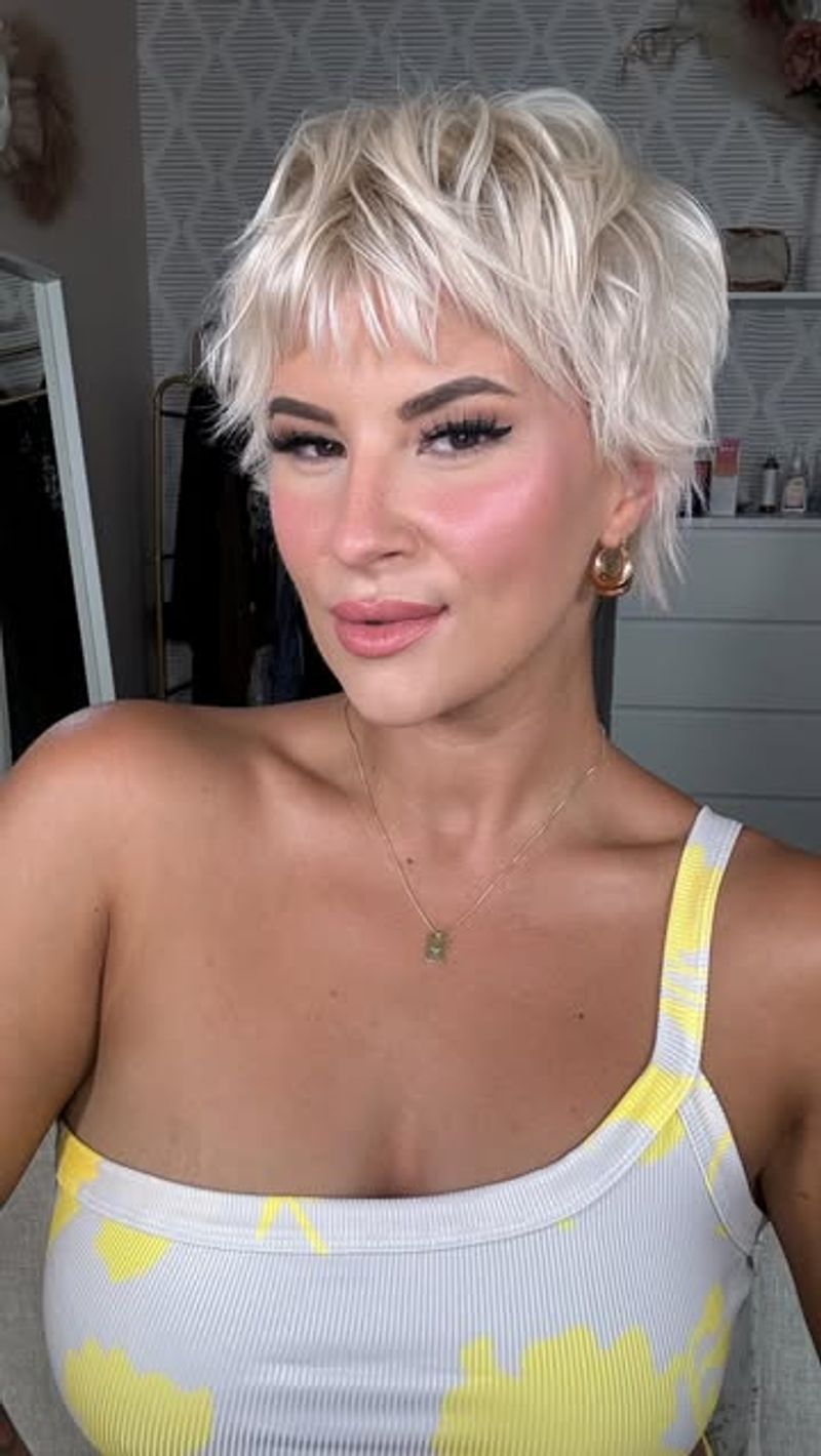 Pixie desgrenhado