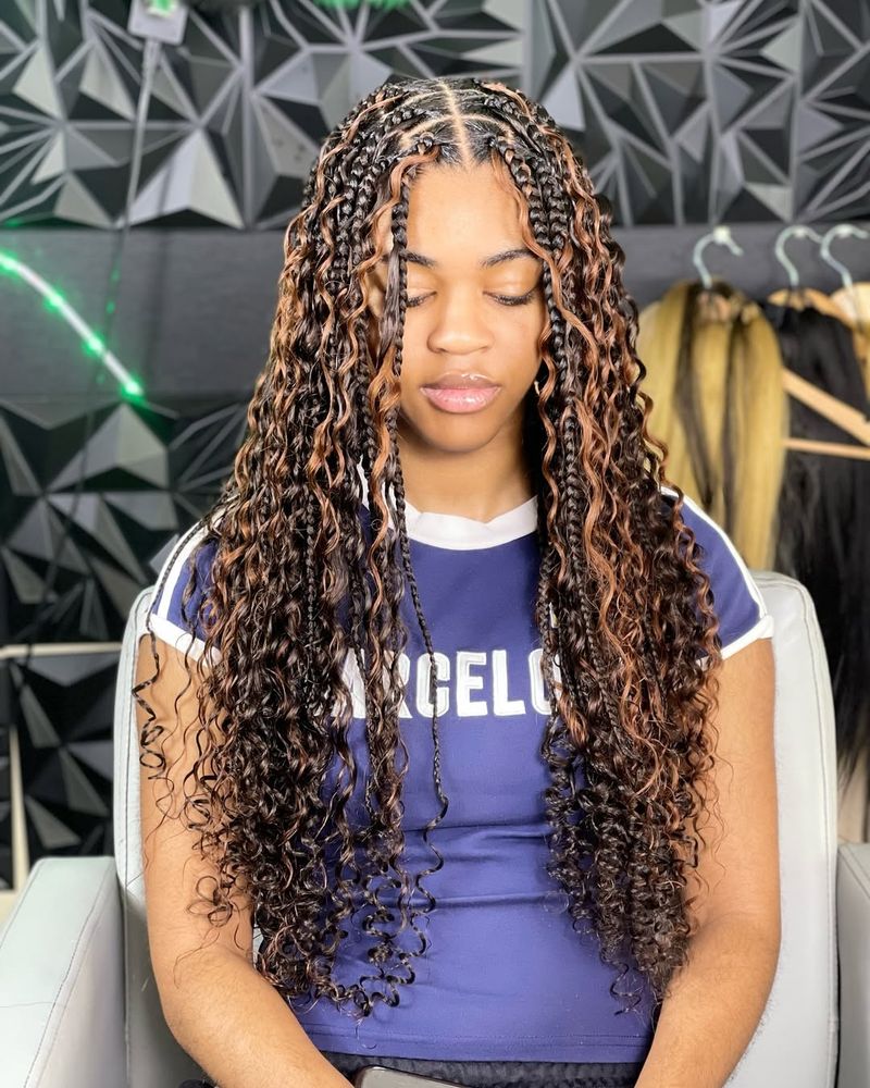 Knotless Braids with Color Highlights