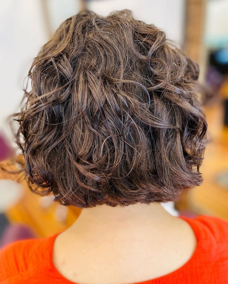 Sculpted Waves Bob