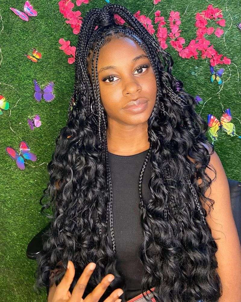 Knotless Braids with Curls