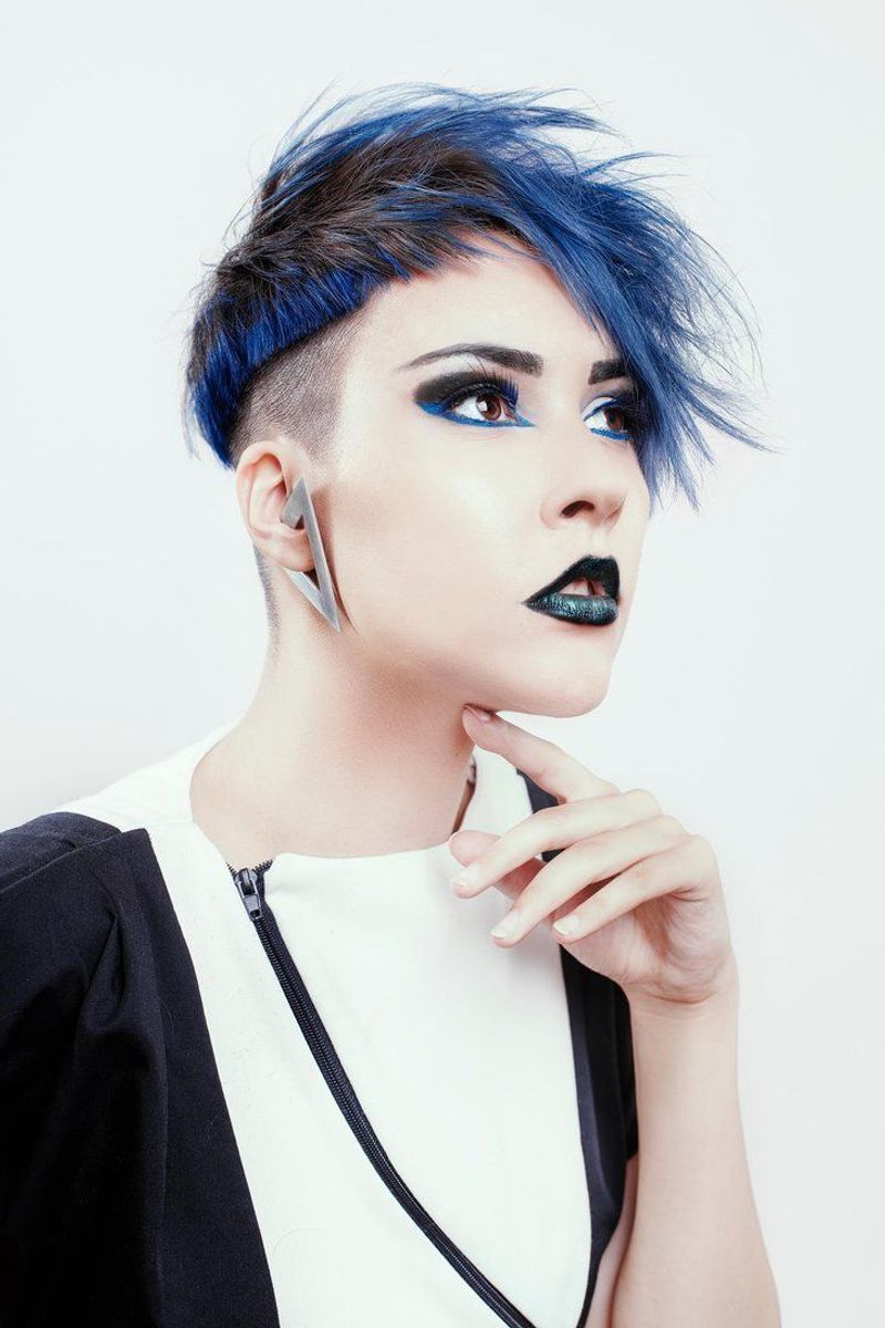 Avant-garde Undercut