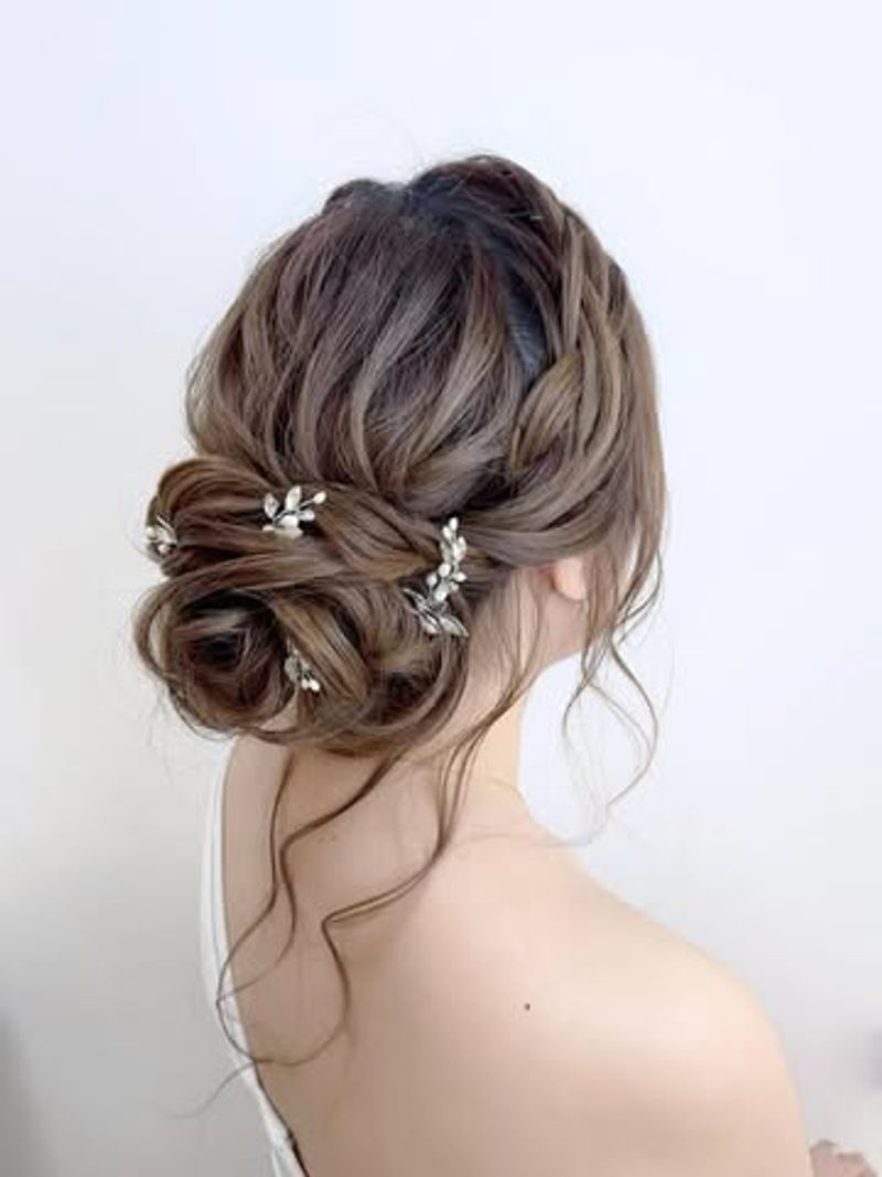 Romantico chignon sciolto