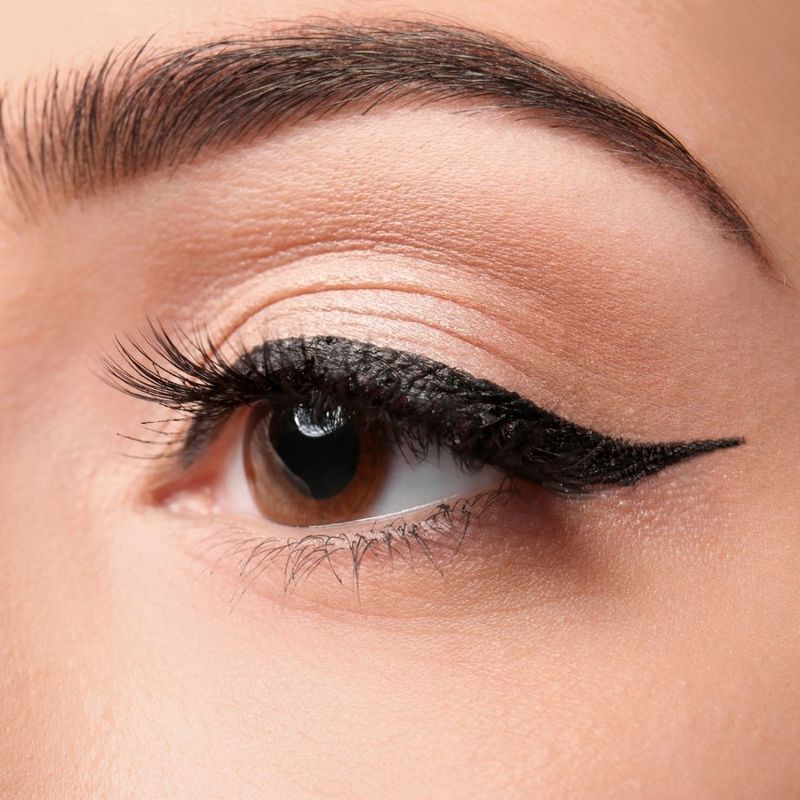 The Classic Winged Liner