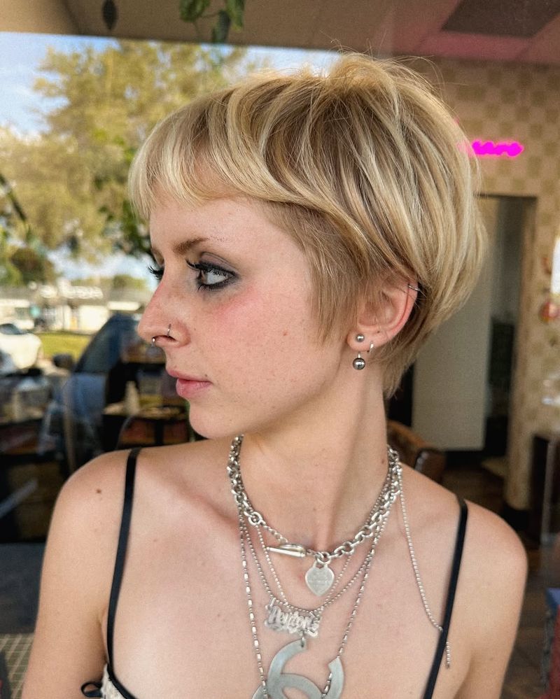 Pixie a capas con flequillo