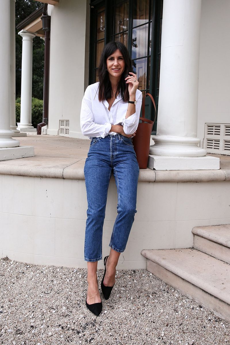 High-Waisted Jeans