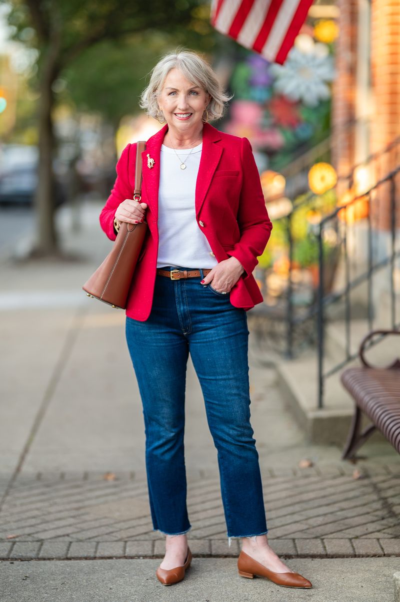 Relaxed Blazer Over White Tee and Jeans