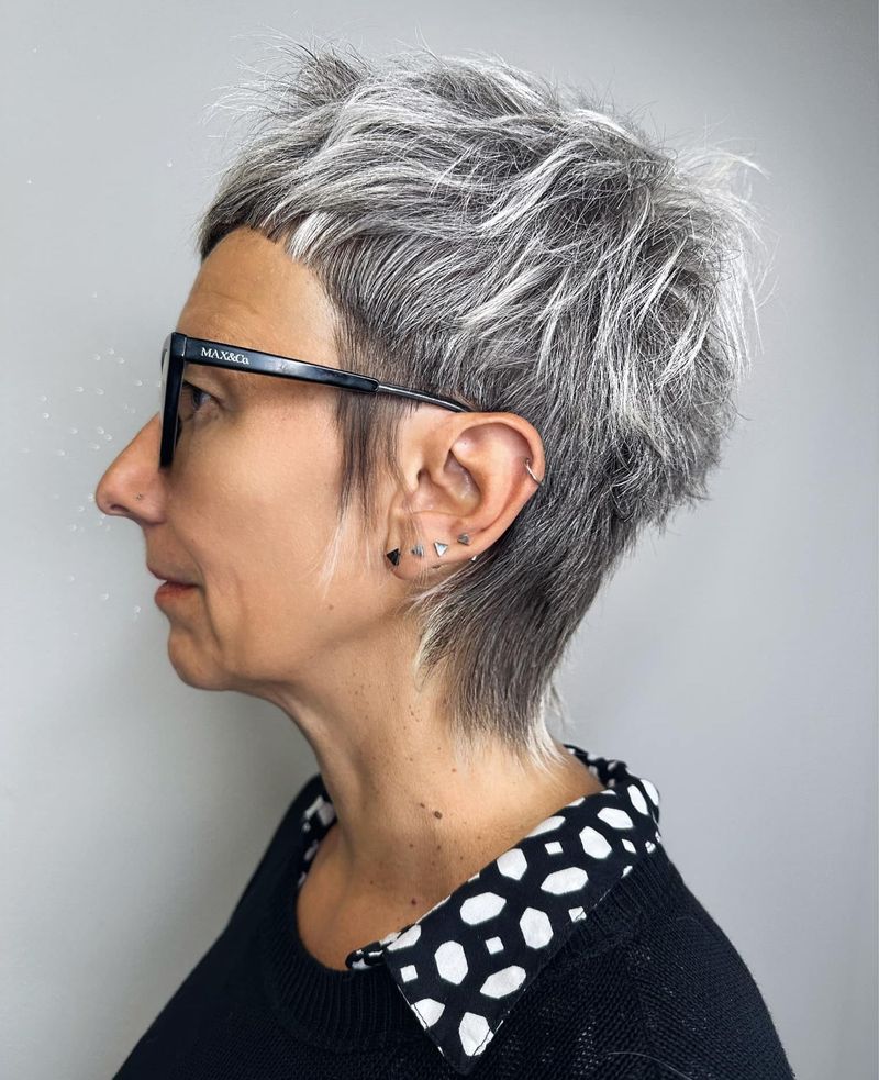 Tapered Nape with Longer Crown