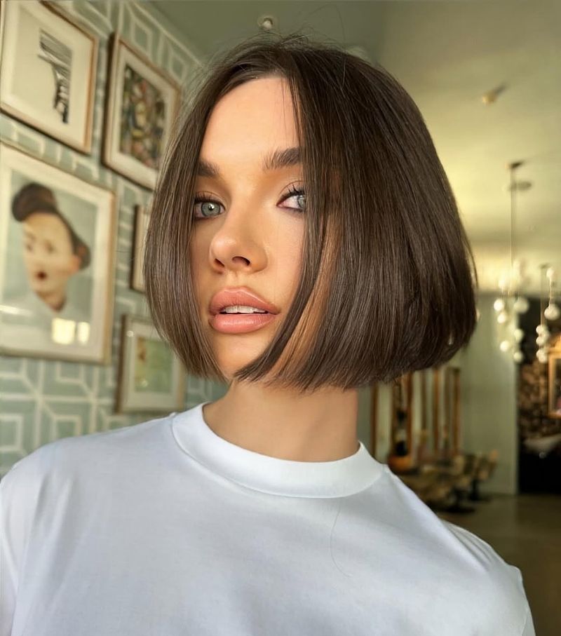 The Sleek Micro Bob