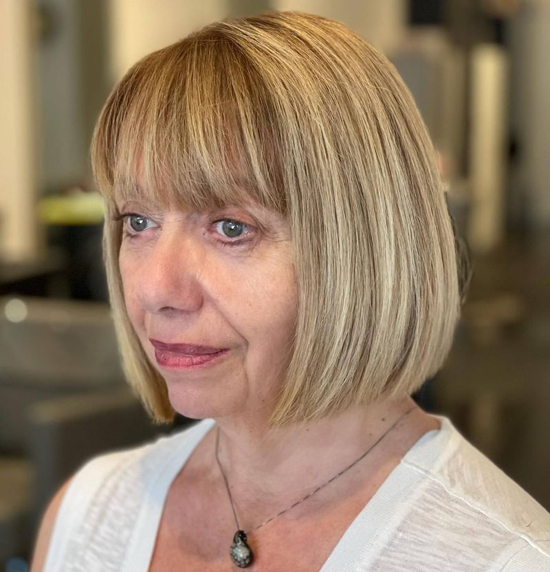 Blunt, One-Length Bobs Without Layers