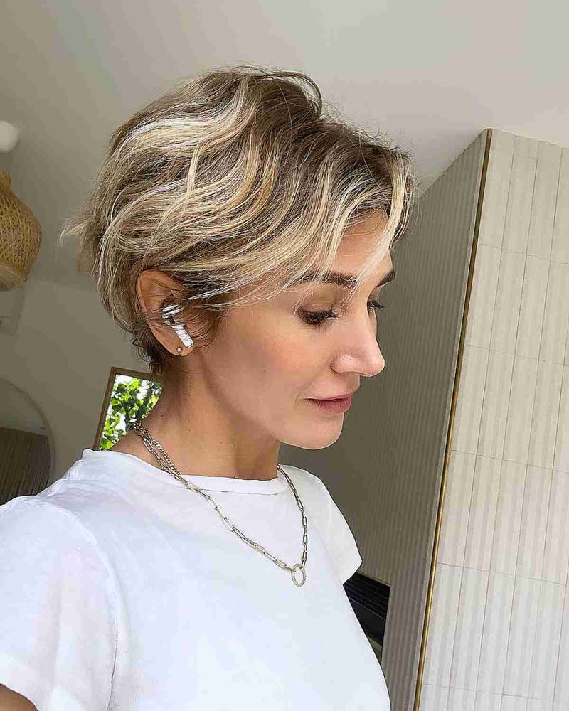 Wavy Pixie Bob Wonder