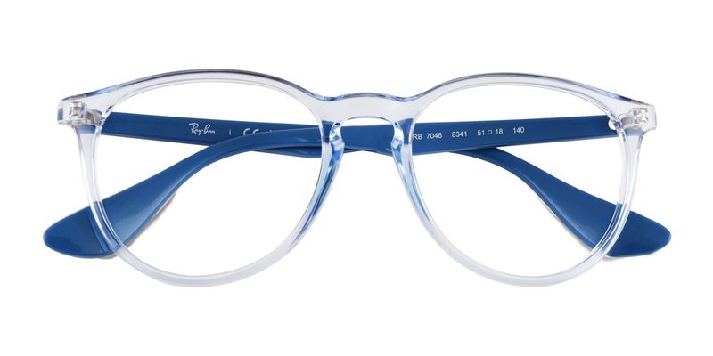 Cool Undertone: Icy Blue