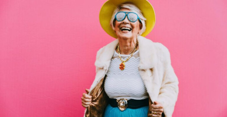 15 Common Style Tips For Seniors That Are Actually Bad Advice