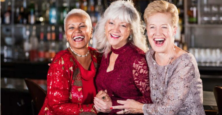 16 Prettiest Dresses That Are Flattering On Women Over 60