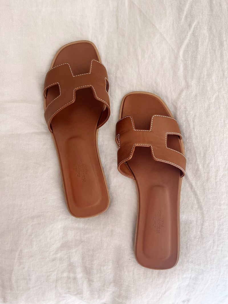 Classic Leather Hermès Oran Sandals