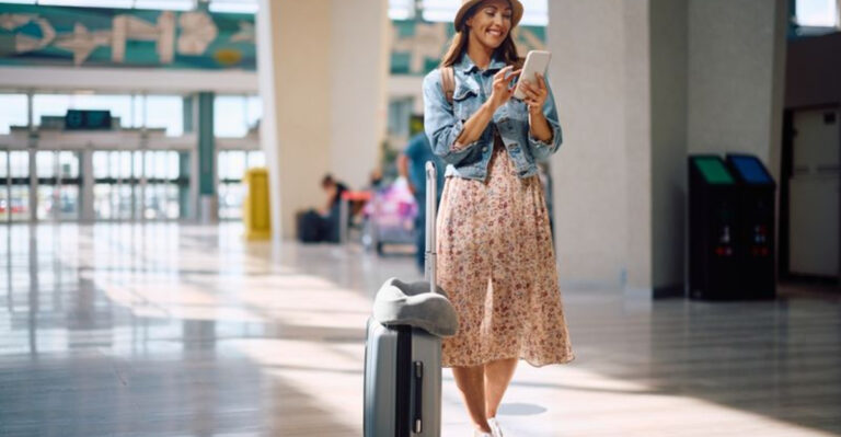 17 Easy Airport Outfits That’ll Keep You Comfy and Stylish During Your Summer Travels
