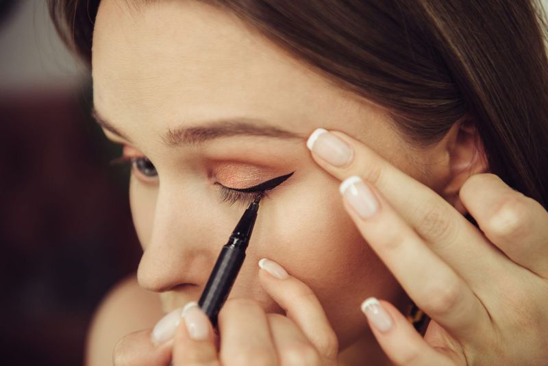 Overly Thick Eyeliner
