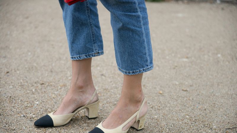 Slingback Flats With Ankle-Length Trousers