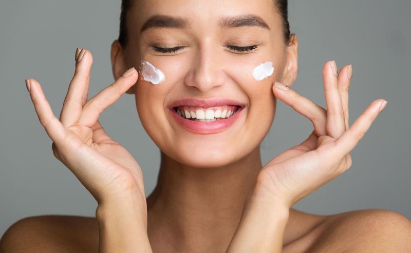 You Need Separate Day and Night Creams