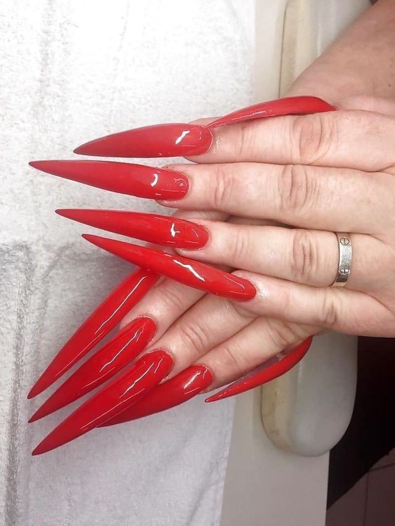 Stiletto Daggers