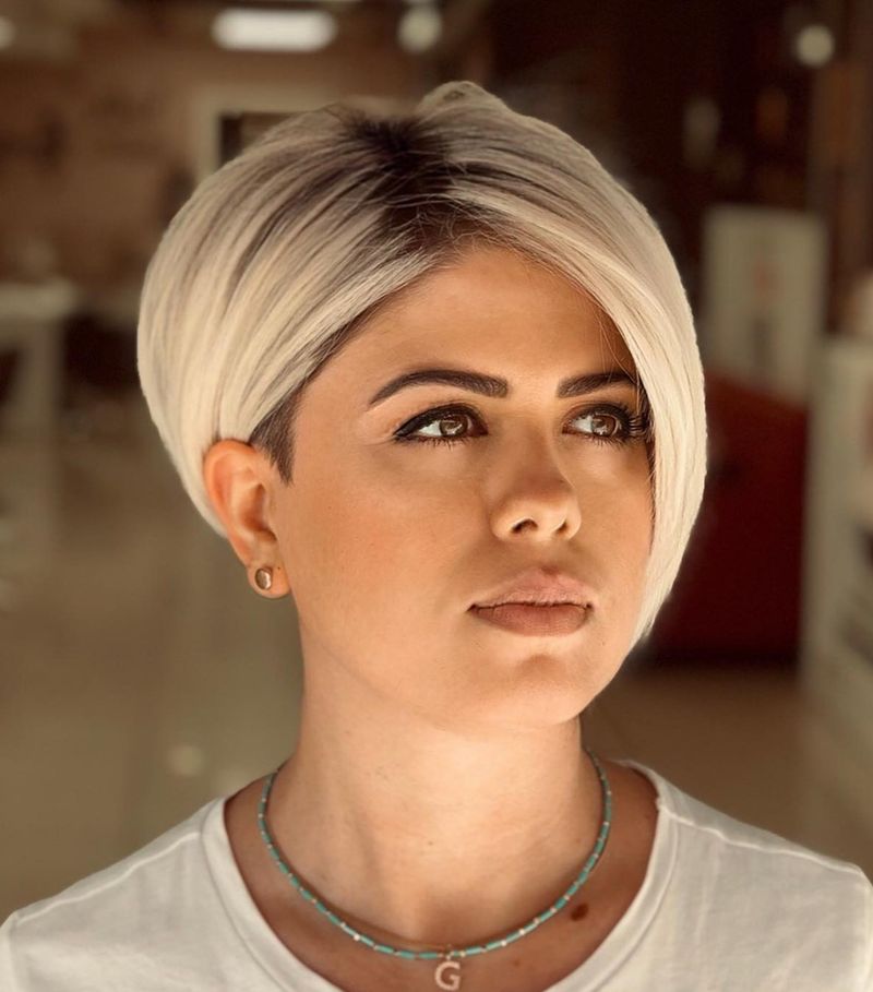 Geometric Asymmetrical Crop