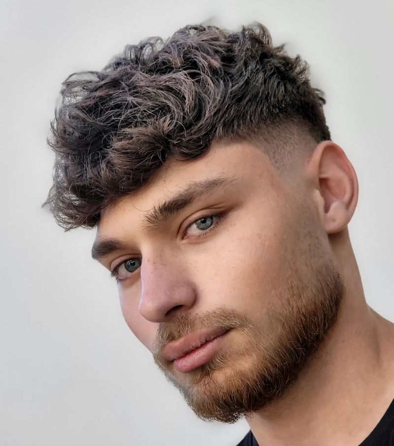 Curly Crop for Diamond Faces