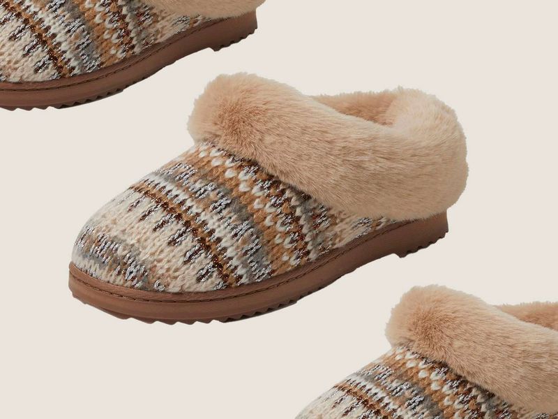 Cozy Cottage Clog