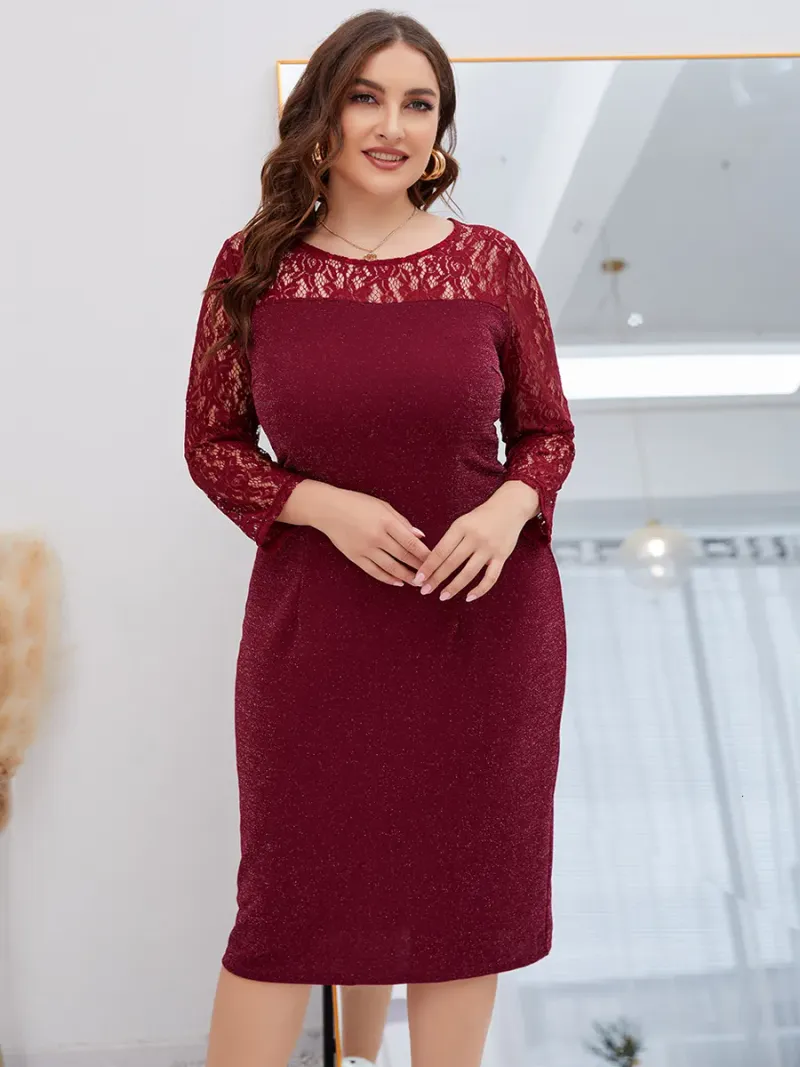Stretch Lace Dresses For Romantic Appeal