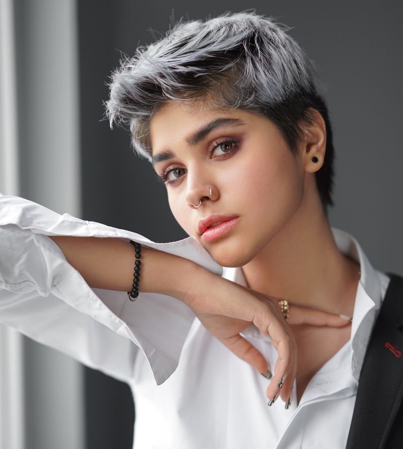 Pixie con frange laterali
