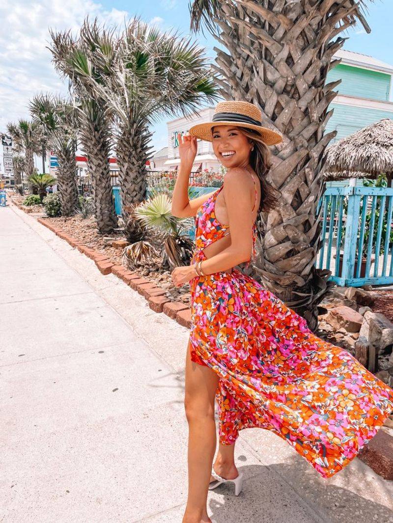 Flowy Maxi Dress & Straw Hat Combo