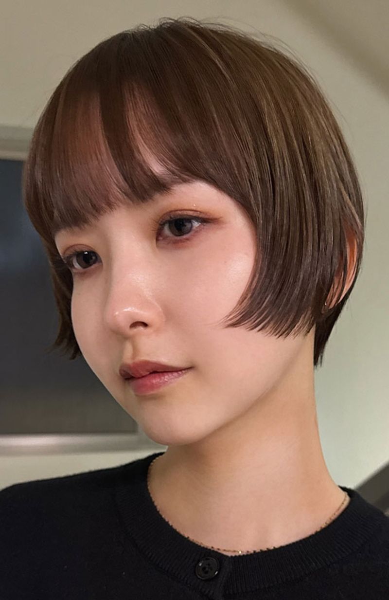 Textured Bowl Cut with Side Sweep
