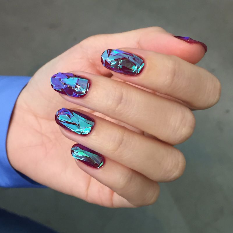 Shattered Glass Nails