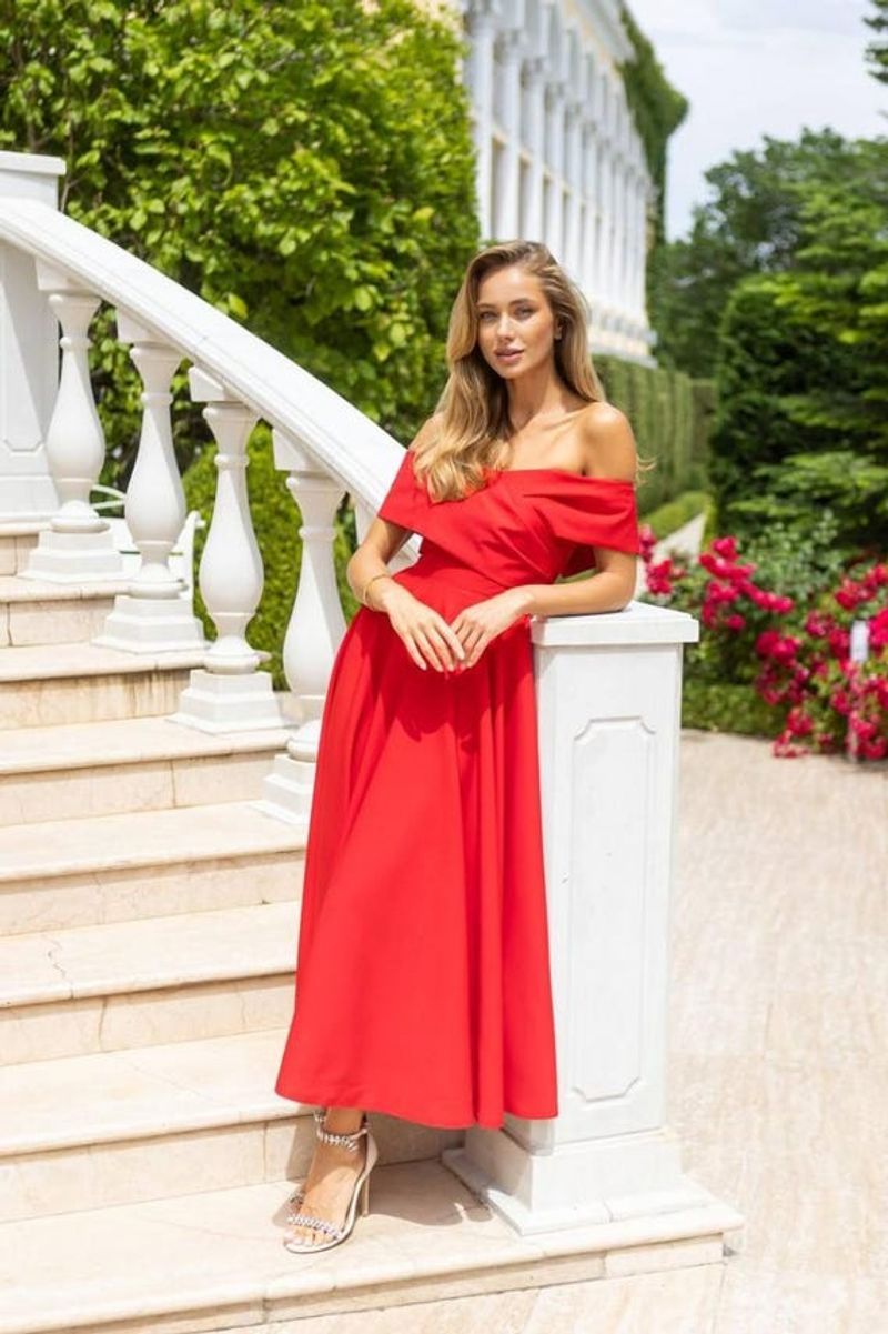 Elegant Off-Shoulder Dress