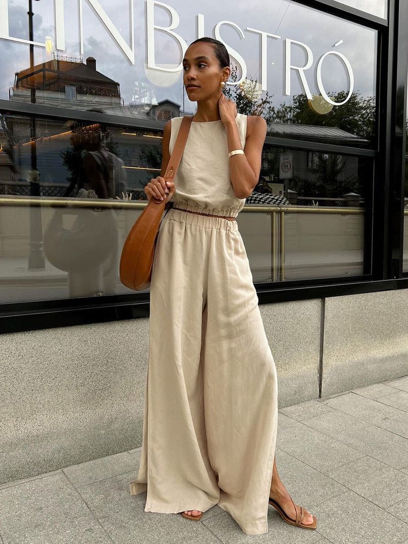 Wide-Legged Pants