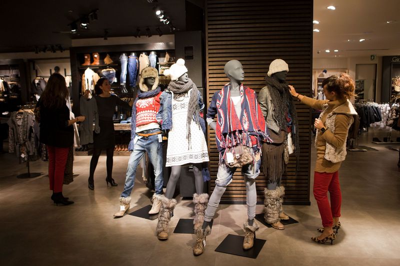 Falling for fast fashion trends