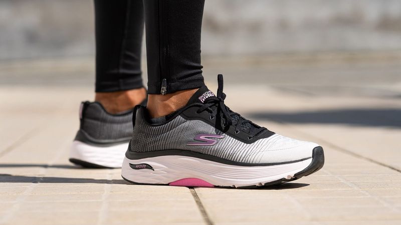 Skechers GOwalk Arch Fit Pro