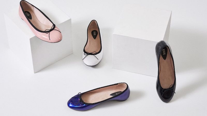 Embrace Statement Flats As Outfit Centerpieces