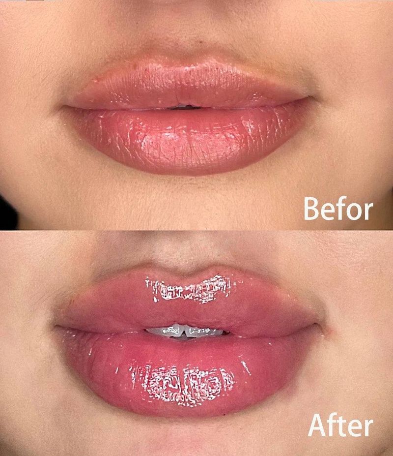 Plumping Lip Gloss with Collagen