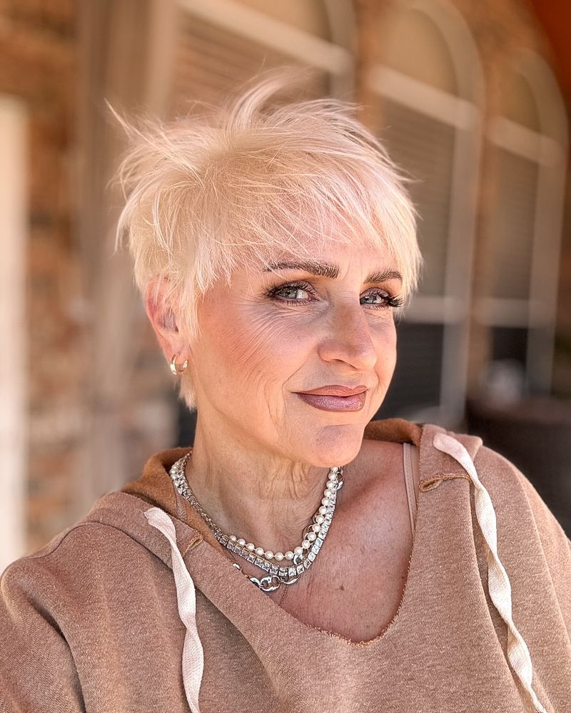 Pixie con flequillo